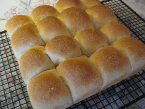 dinner-rolls-5